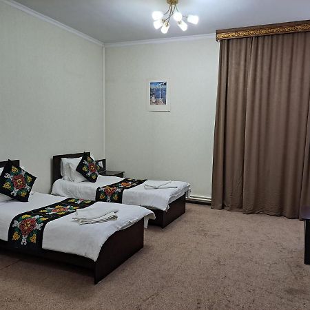 Ocean Hotel أوش المظهر الخارجي الصورة